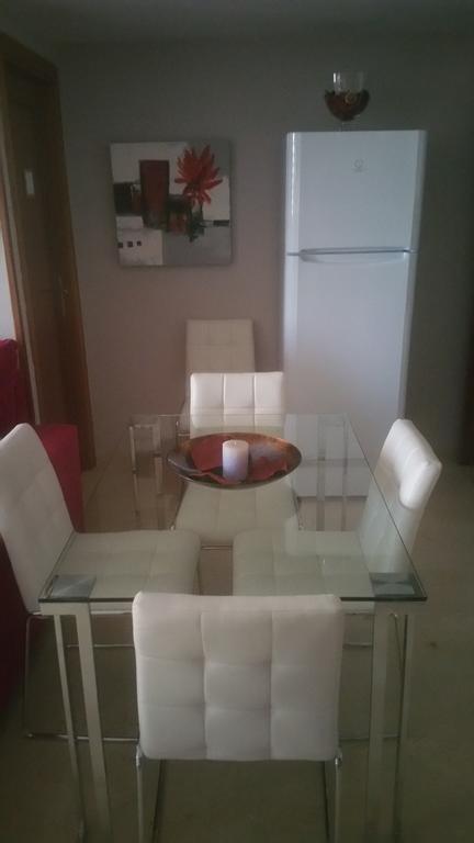 Apartamento Eduardo Dato Sevilla Exterior foto